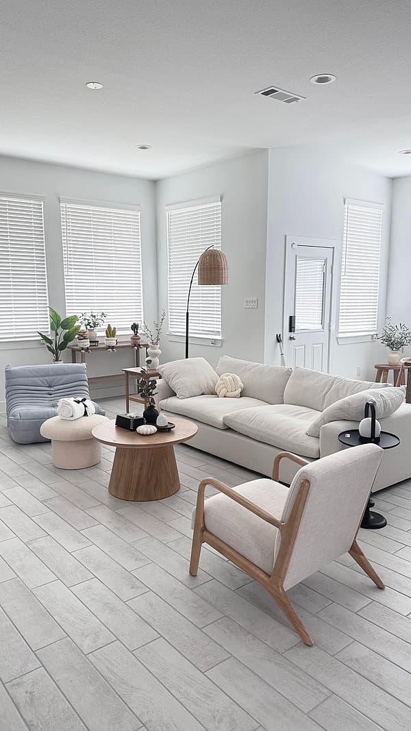 Rosenberg/Richmond 靠近59新房分租 只招女生 包水电网