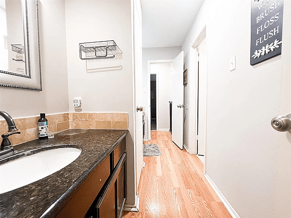 休斯顿IAH 机场附近好房出租,长短租均可