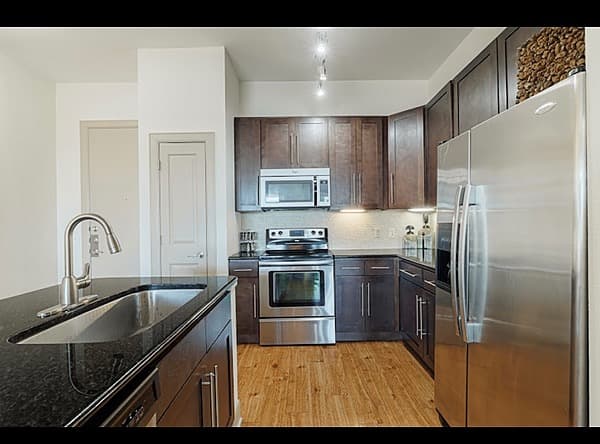 医学中心高档2B2B转租